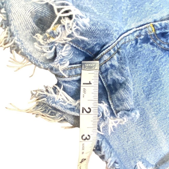 Agolde Parker Vintage Cut Off Denim Shorts - Picture 13 of 13